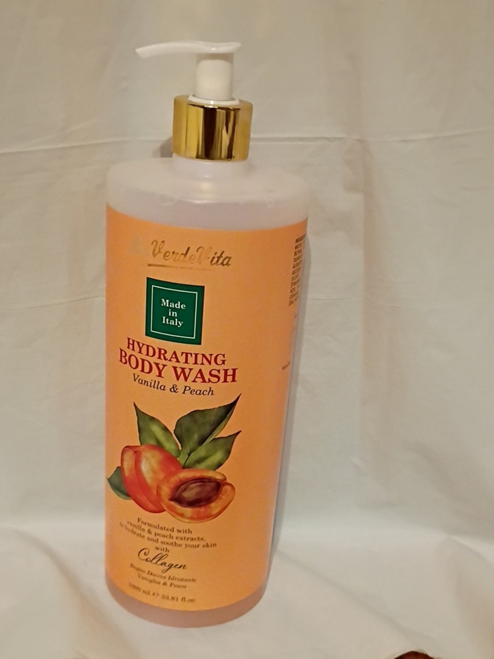 La Verde Vita Hydrating Vanilla & Peach Body Wash, New & Unused 33.8 Fl. Oz